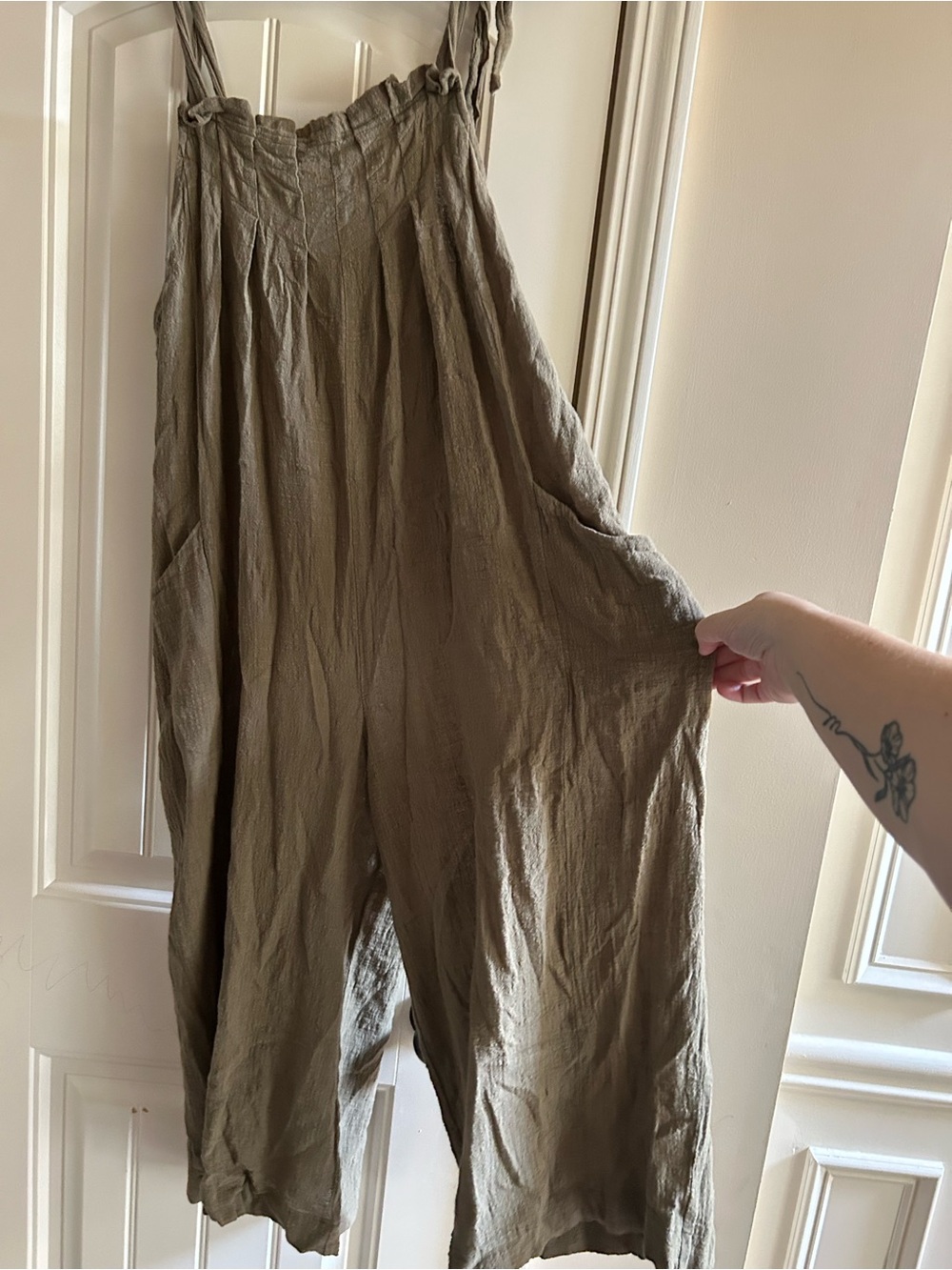 En Creme Olive Tie-Shoulder Wide Leg Jumpsuit - Picture 3 of 5